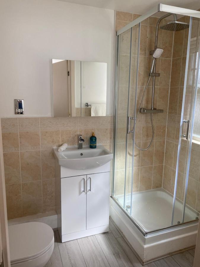 Marine Viewing 2 Bedrooms Flat مانشستر المظهر الخارجي الصورة